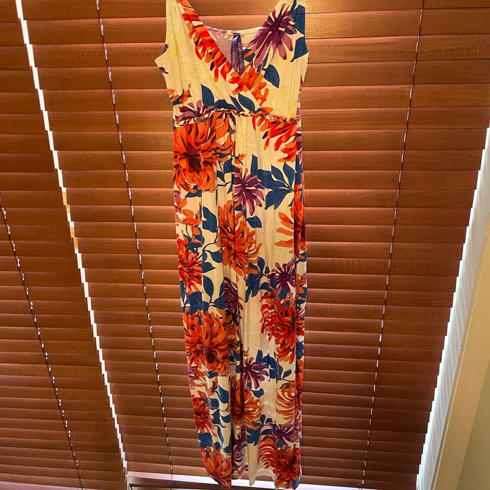Seraphine flora maxi dress size 8